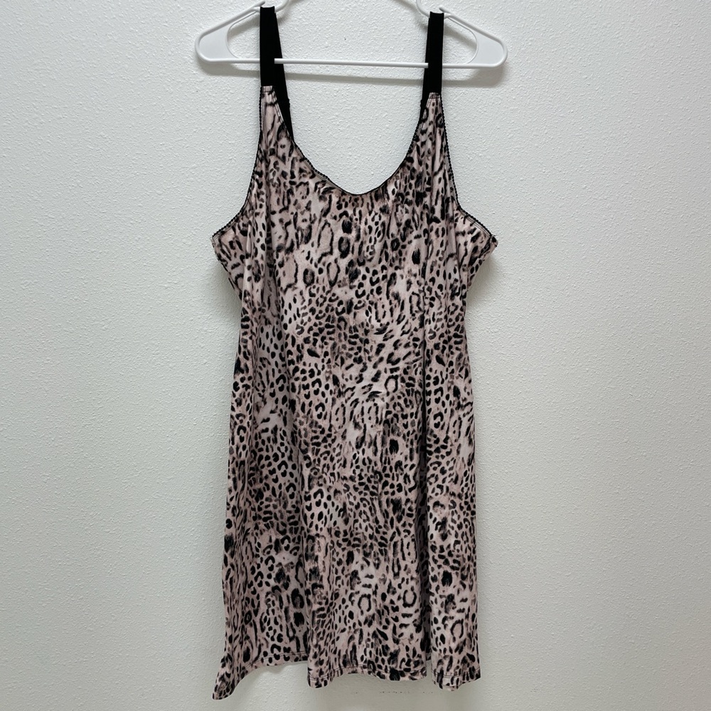 Leopard Print Sleeveless Dress